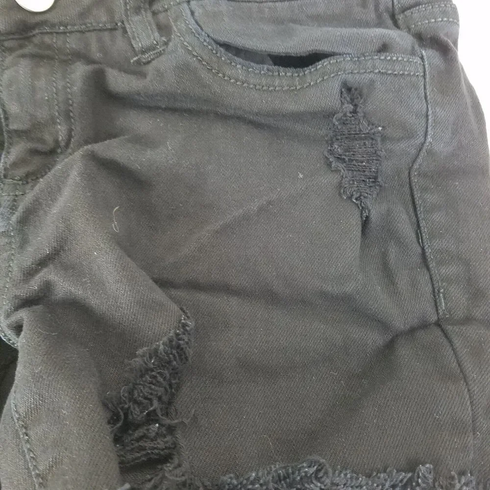 Sneak Peek‎ Denim Shorts Juniors 9 Black Low Rise Distressed Frayed Cut Off